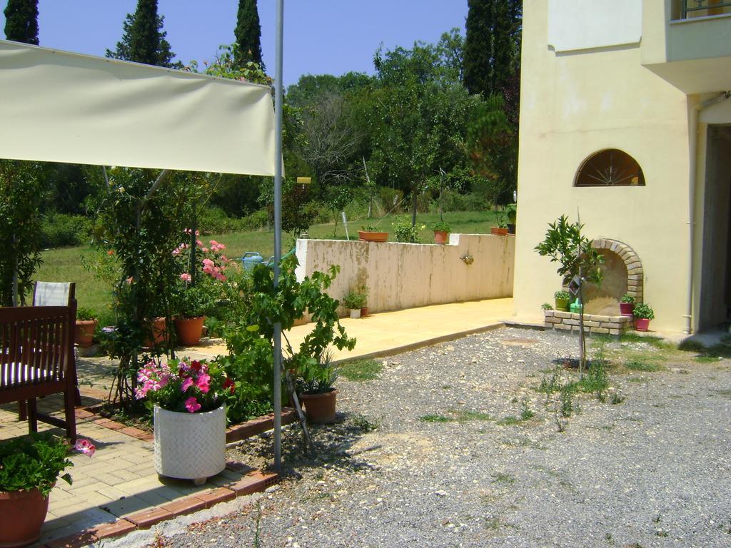 Scorpios Apartments Dassia (Corfu) Exterior foto